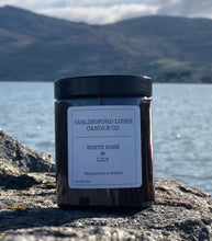 Load image into Gallery viewer, White Rose & Lily luxury scented soy candle